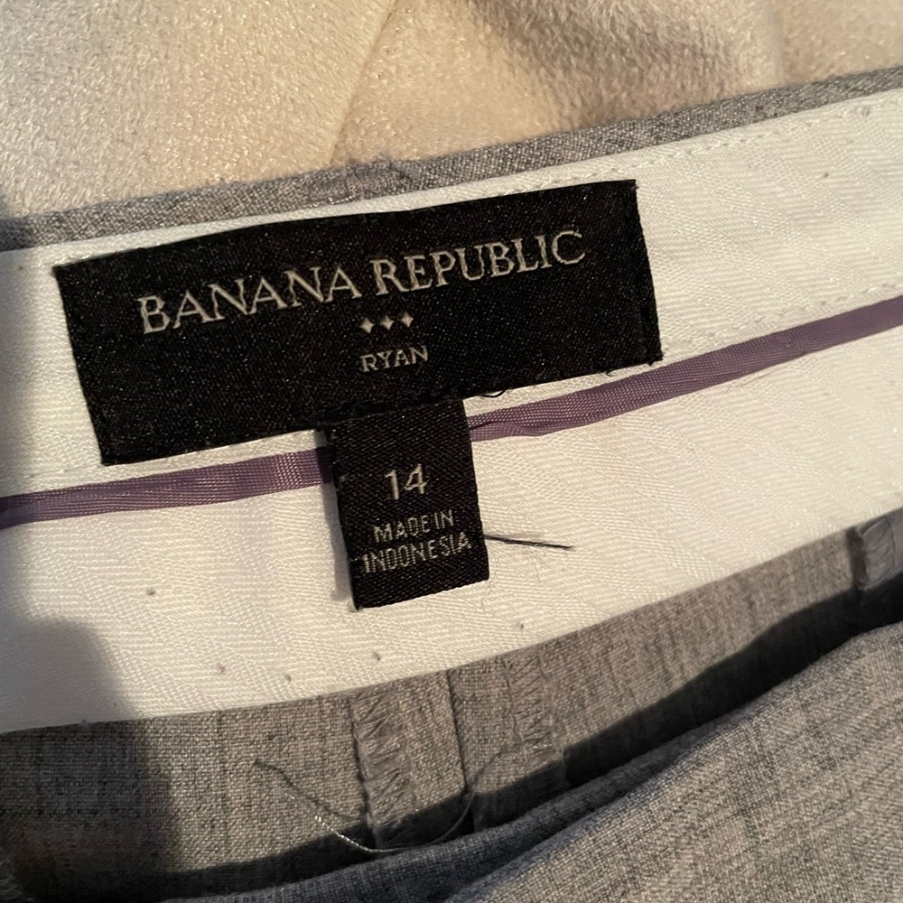 Banana Republic “Ryan” grey dress pants.